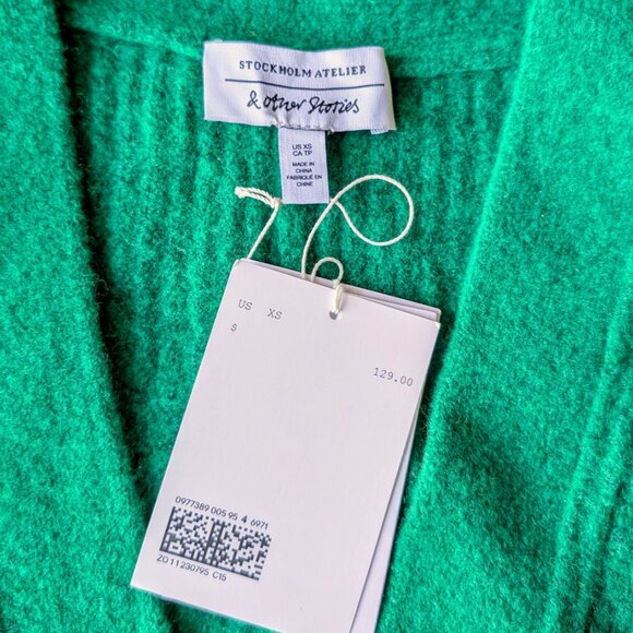 & Other Stories Green Oversized V-Neck Wool Blend Cardigan Sweater size XS NWT - Picture 6 of 8